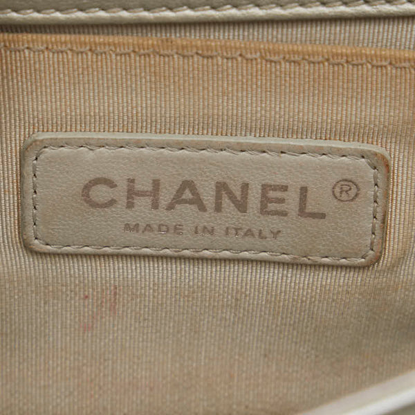 シャネル マトラッセ  ボーイシャネル ココマーク チェーン ショルダーバッグ グリーン シルバー エナメル レザー レディース CHANEL 【中古】