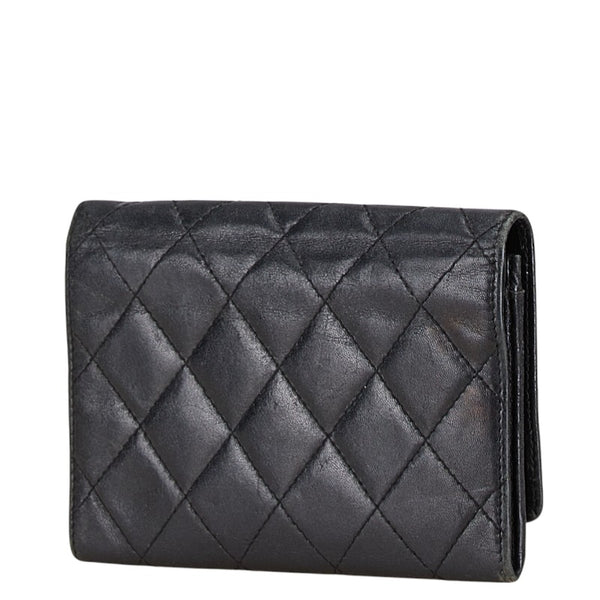 シャネル マトラッセ カンボンライン ココマーク 二つ折り財布 コンパクトウォレット ブラック ラムスキン レディース CHANEL 【中古】