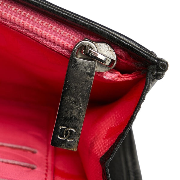 シャネル マトラッセ カンボンライン ココマーク 二つ折り財布 コンパクトウォレット ブラック ラムスキン レディース CHANEL 【中古】