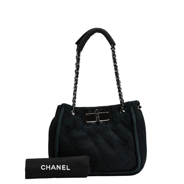 シャネル マトラッセ 2.55 ハンドバッグ ショルダーバッグ ブラック スウェット レディース CHANEL 【中古】