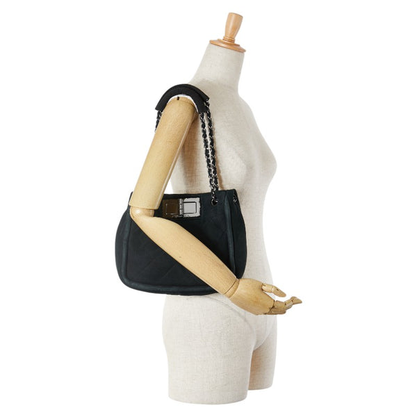 シャネル マトラッセ 2.55 ハンドバッグ ショルダーバッグ ブラック スウェット レディース CHANEL 【中古】