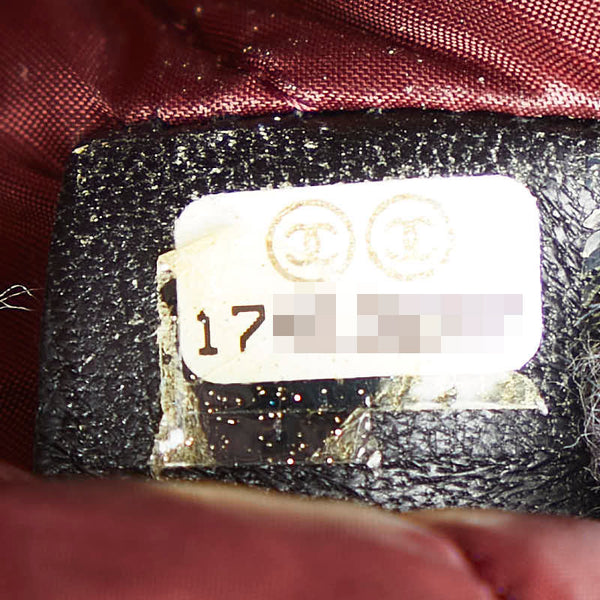 シャネル マトラッセ ココマーク クラッチバッグ セカンドバッグ ブラック キャビアスキン レディース CHANEL 【中古】