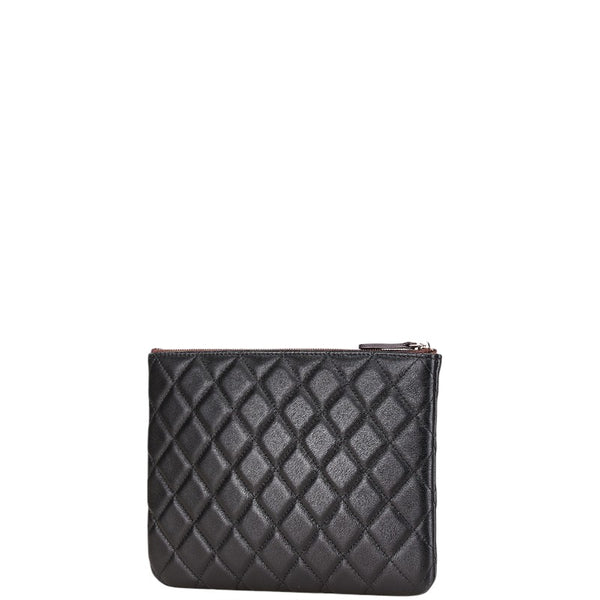 シャネル マトラッセ ココマーク クラッチバッグ セカンドバッグ ブラック キャビアスキン レディース CHANEL 【中古】