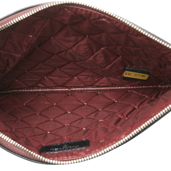 シャネル マトラッセ ココマーク クラッチバッグ セカンドバッグ ブラック キャビアスキン レディース CHANEL 【中古】