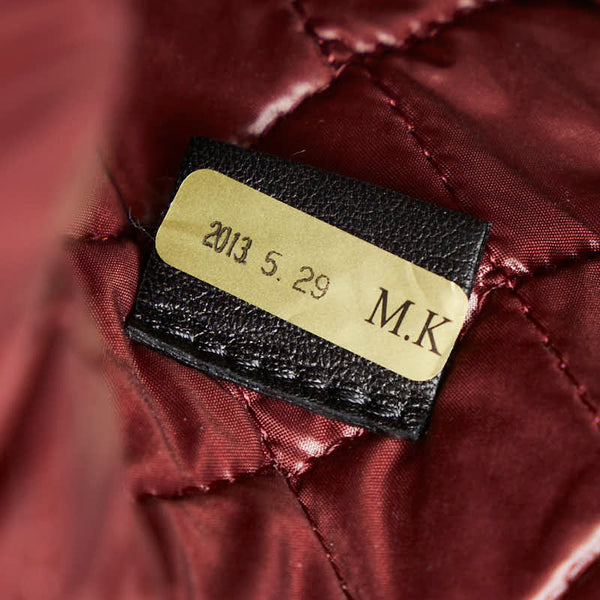 シャネル マトラッセ ココマーク クラッチバッグ セカンドバッグ ブラック キャビアスキン レディース CHANEL 【中古】