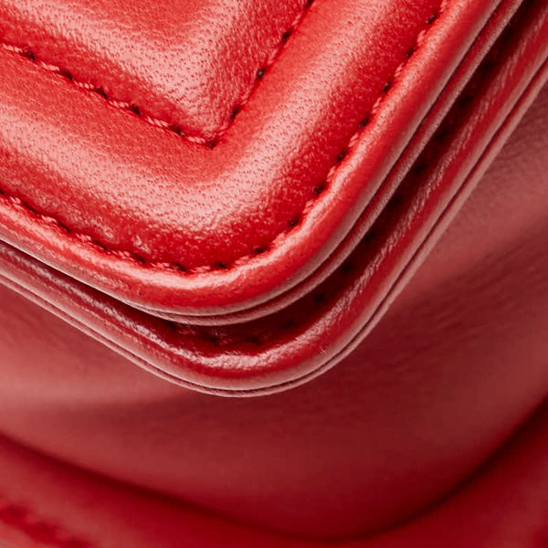 シャネル ボーイシャネル ココマーク 斜め掛け チェーン ショルダーバッグ レッド ラムスキン レディース CHANEL 【中古】