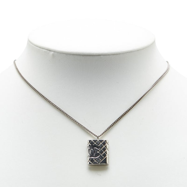 シャネル マトラッセ ココマーク カンボン ペンダントネックレス シルバー メタル レディース CHANEL 【中古】