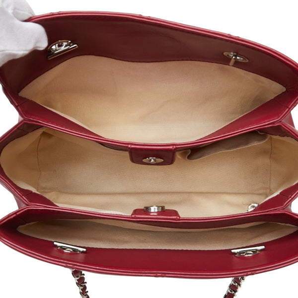 シャネル ハンプトンズ ウルトラステッチ ココマーク チェーン ショルダーバッグ A66134 レッド カーフ レディース CHANEL 【中古】