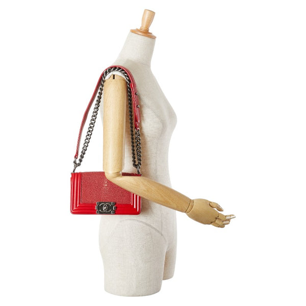 シャネル ボーイシャネル ココマーク ショルダーバッグ A67085 レッド ラムスキン ガルーシャ レディース CHANEL 【中古】