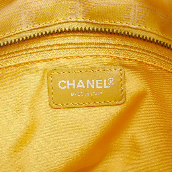 シャネル ニュートラベルライン ハンドバッグ トートバッグ イエロー ナイロン レザー レディース CHANEL 【中古】