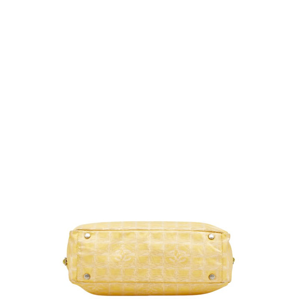 シャネル ニュートラベルライン ハンドバッグ トートバッグ イエロー ナイロン レザー レディース CHANEL 【中古】