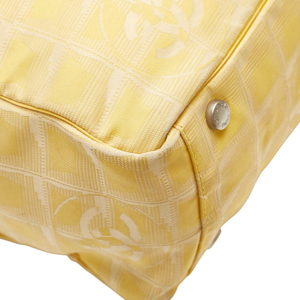 シャネル ニュートラベルライン ハンドバッグ トートバッグ イエロー ナイロン レザー レディース CHANEL 【中古】