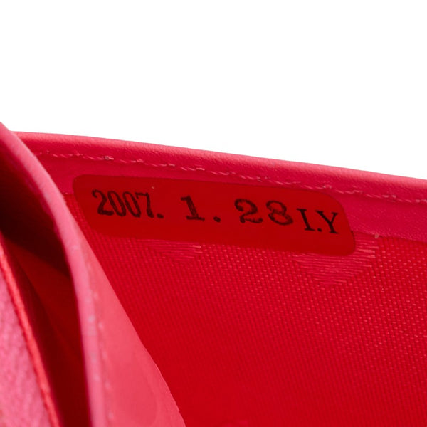 シャネル マトラッセ カンボンライン ココマーク 長財布 ブラック ホワイト ラムスキン レディース CHANEL 【中古】