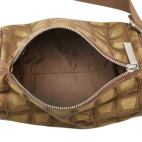 シャネル ニュートラベルライン ワンショルダーバッグ カーキ ブラウン ナイロン キャンバス レディース CHANEL 【中古】