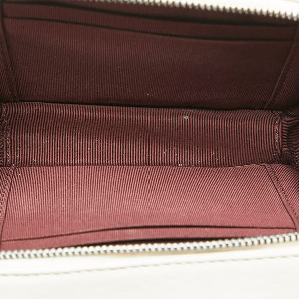 シャネル ボーイシャネル ココマーク チェーン ショルダーバッグ カメラバッグ ホワイト ラムスキン レディース CHANEL 【中古】