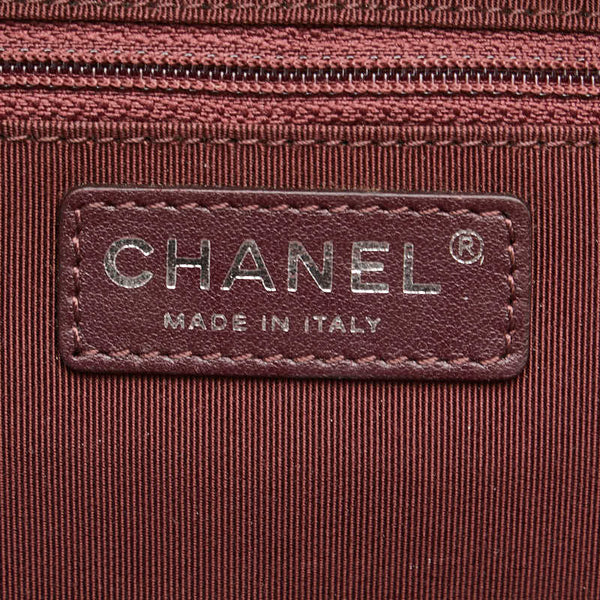 シャネル ボーイシャネル ココマーク チェーン ショルダーバッグ カメラバッグ ホワイト ラムスキン レディース CHANEL 【中古】