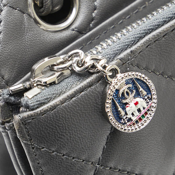 シャネル マトラッセ 2.55 ココマーク チェーン ショルダーバッグ グレー ラムスキン レディース CHANEL 【中古】