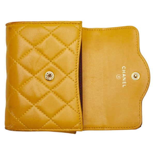 シャネル マトラッセ ココマーク コインケース カードケース イエロー ブラウン ラムスキン レディース CHANEL 【中古】