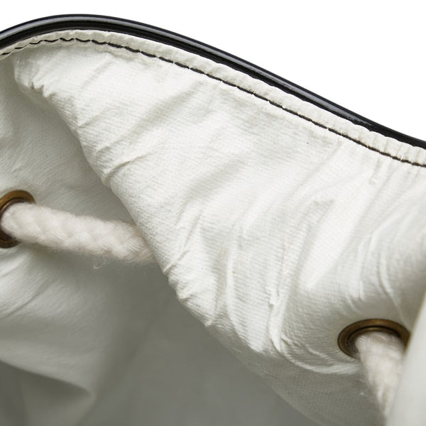 シャネル ノベルティ ショルダーバッグ ブラック ホワイト パテントレザー レディース CHANEL 【中古】