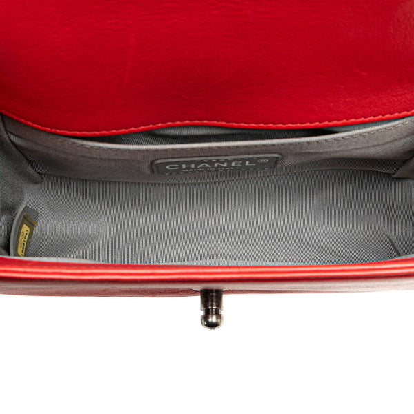 シャネル ボーイシャネル ワイルドステッチ チェーン ショルダーバッグ レッド ラムスキン レディース CHANEL 【中古】