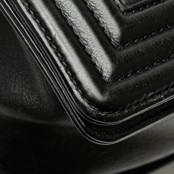 シャネル ボーイシャネル25 ワイルドステッチ チェーン ショルダーバッグ ブラック ラムスキン レディース CHANEL 【中古】