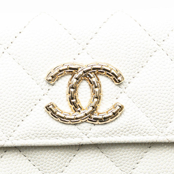 シャネル マトラッセ ココマーク カードケース ホワイト ゴールド キャビアスキン レディース CHANEL 【中古】