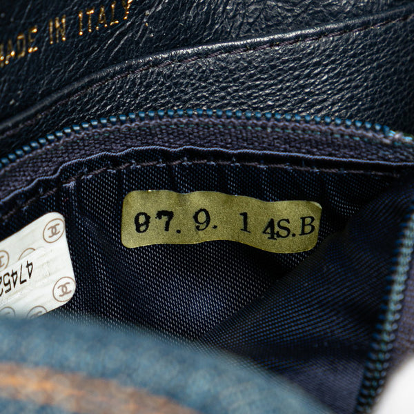 シャネル マトラッセ ココマーク  チェーン ショルダーバッグ インディゴブルー ゴールド金具 デニム レディース CHANEL 【中古】