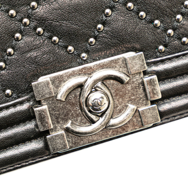 シャネル ボーイシャネル スタッズ チェーン ショルダーバッグ ハンドバッグ A67086 ブラック シルバー レザー レディース CHANEL 【中古】