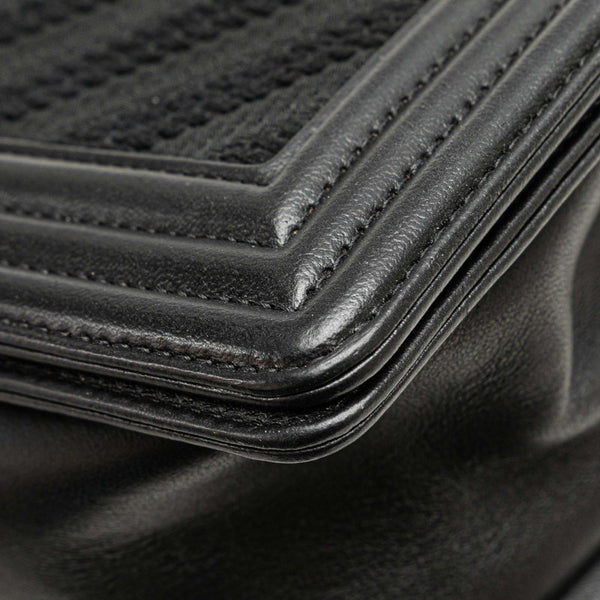 シャネル ボーイシャネル Vステッチ チェーン ショルダーバッグ ハンドバッグ ブラック レザー キャンバス レディース CHANEL 【中古】