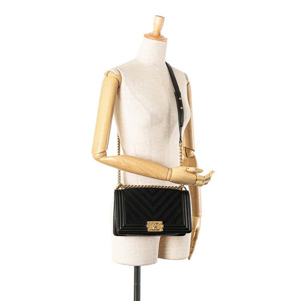 シャネル ボーイシャネル Vステッチ チェーン ショルダーバッグ ハンドバッグ ブラック レザー キャンバス レディース CHANEL 【中古】