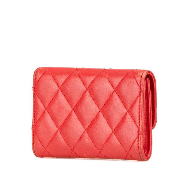 シャネル マトラッセ ココマーク クラシック カードケース 名刺入れ レッド ラムスキン レディース CHANEL 【中古】