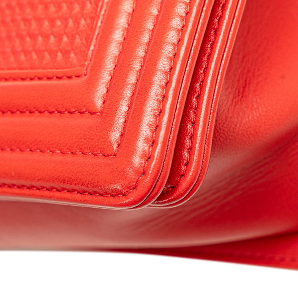 シャネル ボーイシャネル25 ココマーク ワッフル チェーン ショルダーバッグ レッド ラムスキン レディース CHANEL 【中古】