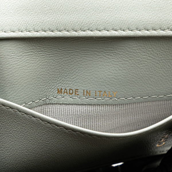 シャネル マトラッセ クラシック スモール フラップ ウォレット 三つ折り財布 AP0231 グレー ラムスキン レディース CHANEL 【中古】