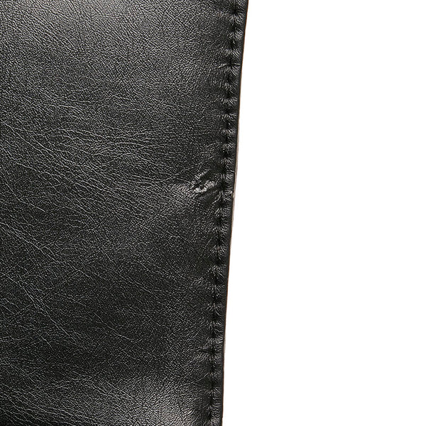 シャネル ノベルティー ポーチ ブラック レザー レディース CHANEL 【中古】