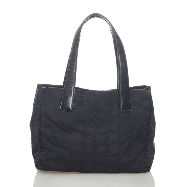 シャネル ニュートラベルライン トートバッグ ブラック ナイロン レザー レディース CHANEL 【中古】