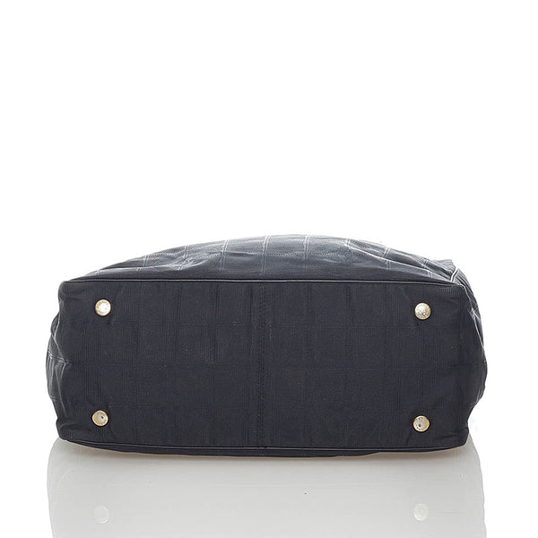 シャネル ニュートラベルライン トートバッグ ブラック ナイロン レザー レディース CHANEL 【中古】