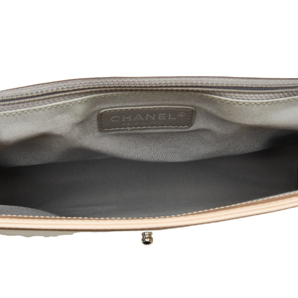 シャネル ボーイシャネル ココマーク 斜め掛け チェーン ショルダーバッグ ベージュ パテントレザー レディース CHANEL 【中古】