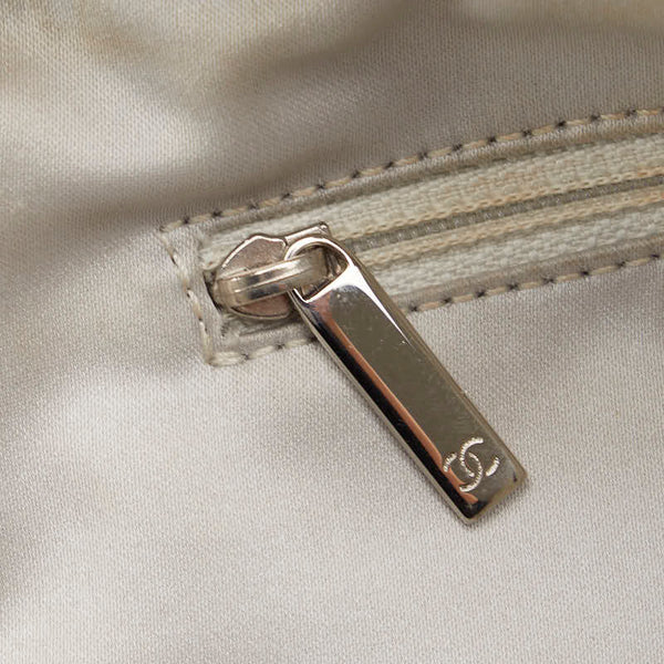 シャネル マトラッセ ココマーク ショルダーバッグ トートバッグ グレー レザー レディース CHANEL 【中古】