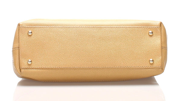 シャネル ベージュ キャビアスキン トートバッグ レディース CHANEL 中古