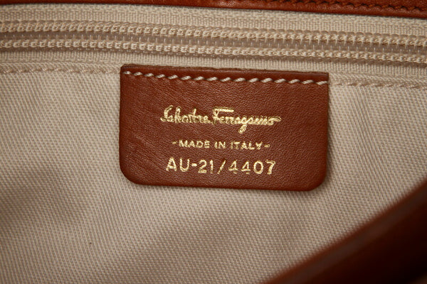 AU-21/4407 ブラウン  レザー ショルダーバッグ レディース 中古