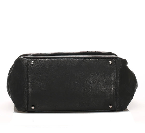 シャネル ブラック  レザー ショルダーバッグ レディース CHANEL 中古