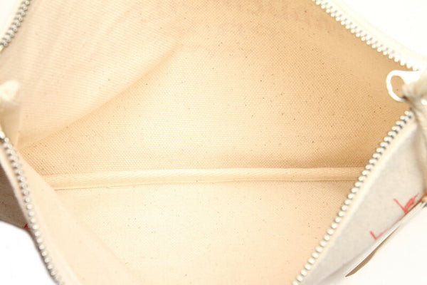 シャネル ノベルティ アイボリー キャンバス アクセサリーポーチ レディース CHANEL 中古