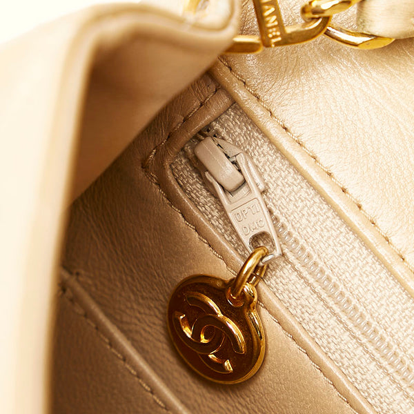 シャネル マトラッセ  ヴィンテージ ココマーク  ベージュ  ラムスキン チェーン ショルダーバッグ レディース CHANEL 【中古】