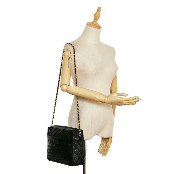 シャネル マトラッセ  ココマーク タッセル 斜め掛け チェーン ショルダーバッグ ブラック ラムスキン レディース CHANEL 【中古】