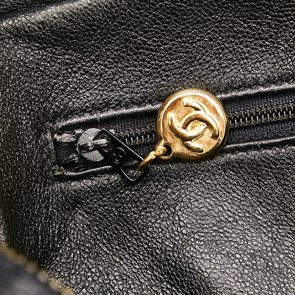 シャネル マトラッセ  ココマーク タッセル 斜め掛け チェーン ショルダーバッグ ブラック ラムスキン レディース CHANEL 【中古】