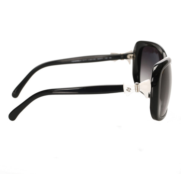 シャネル ブラック プラスチック サングラス  CHANEL 中古