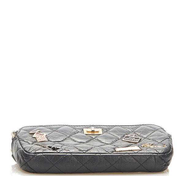 シャネル マトラッセ エンプロイダリー ブラック ラムスキン ウォレットチェーン レディース CHANEL 中古