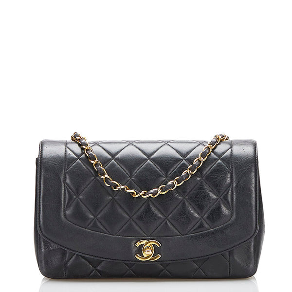 シャネル マトラッセ  ダイアナ ゴールド金具 チェーン ショルダーバッグ ブラック ラムスキン レディース CHANEL 【中古】