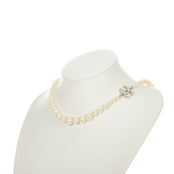 シャネル ホワイト フェイクパール ネックレス レディース CHANEL 【中古】