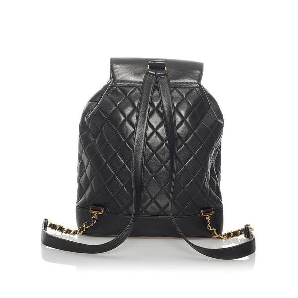 シャネル マトラッセ ココマーク  ブラック ラムスキン チェーン リュック バックパック レディース CHANEL 【中古】